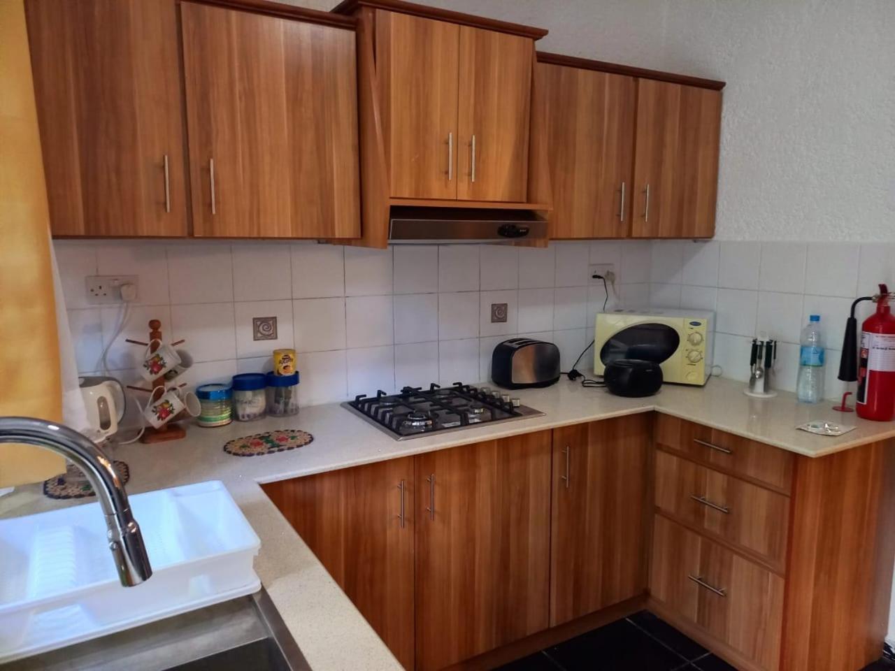 Bella Villa Flic en Flac Экстерьер фото
